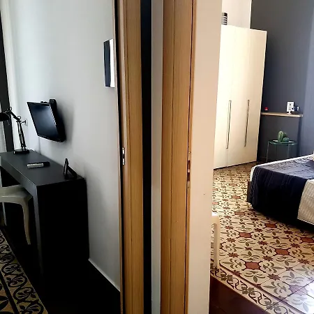 Bed and Breakfast Ottomood Ala Ovest Centro 3*