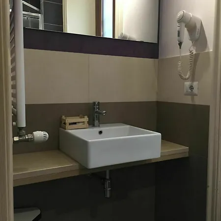 Ottomood Ala Ovest Centro 3* Κατάνια