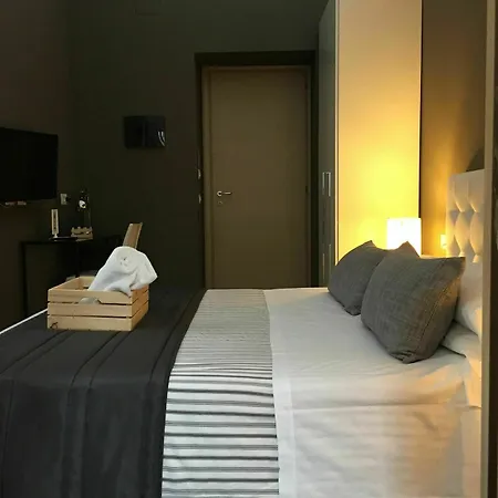 Ottomood Ala Ovest Centro 3* Κατάνια